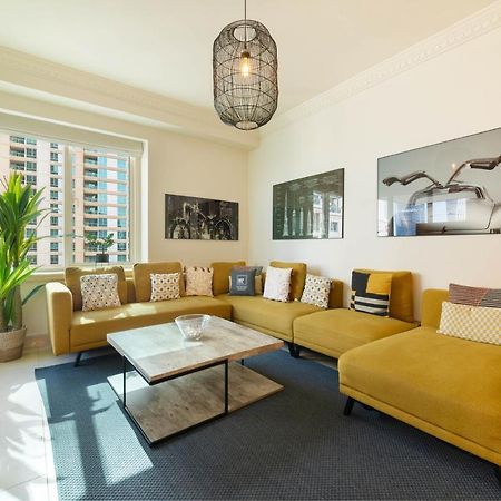 دبي Maison Privee - Stunning Waterfront Apt With Marina View Nxt To Beach المظهر الخارجي الصورة