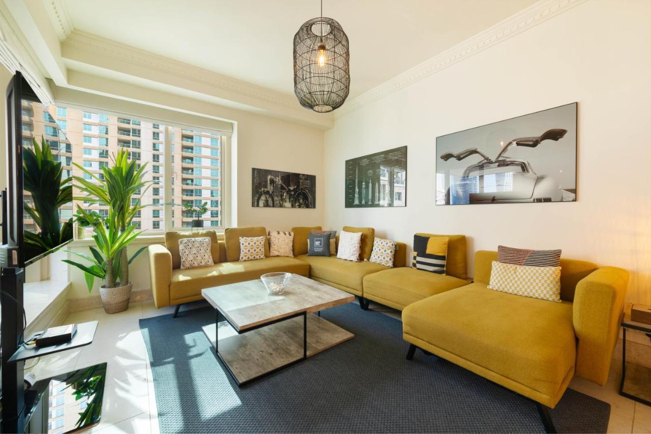 دبي Maison Privee - Stunning Waterfront Apt With Marina View Nxt To Beach المظهر الخارجي الصورة